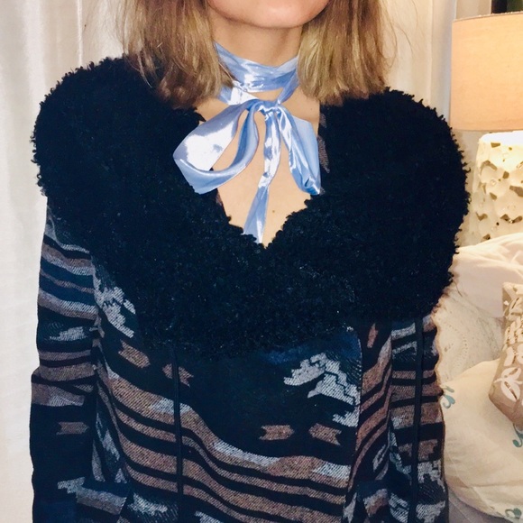 NWT URBAN OUTFITTERS gorgeous winter coat size XS - Picture 2 of 8